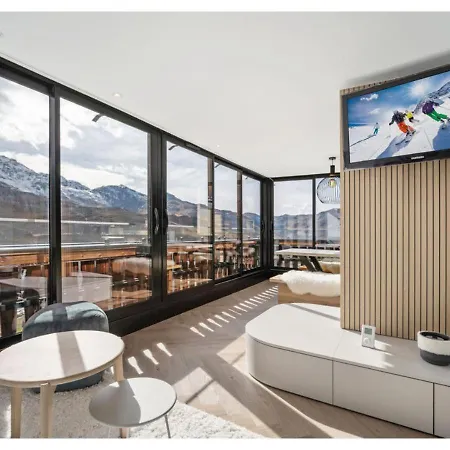 Apartment Premium Ski-in Out With Views
