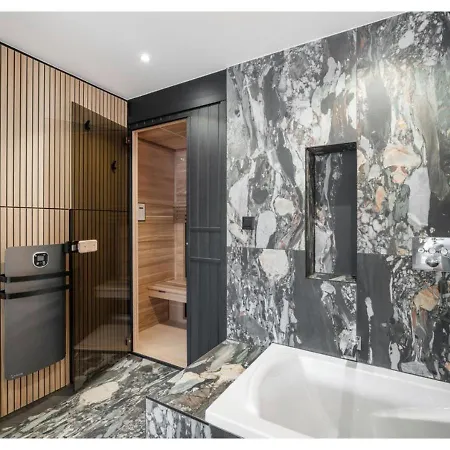 Apartment Premium Ski-in Out With Views *
